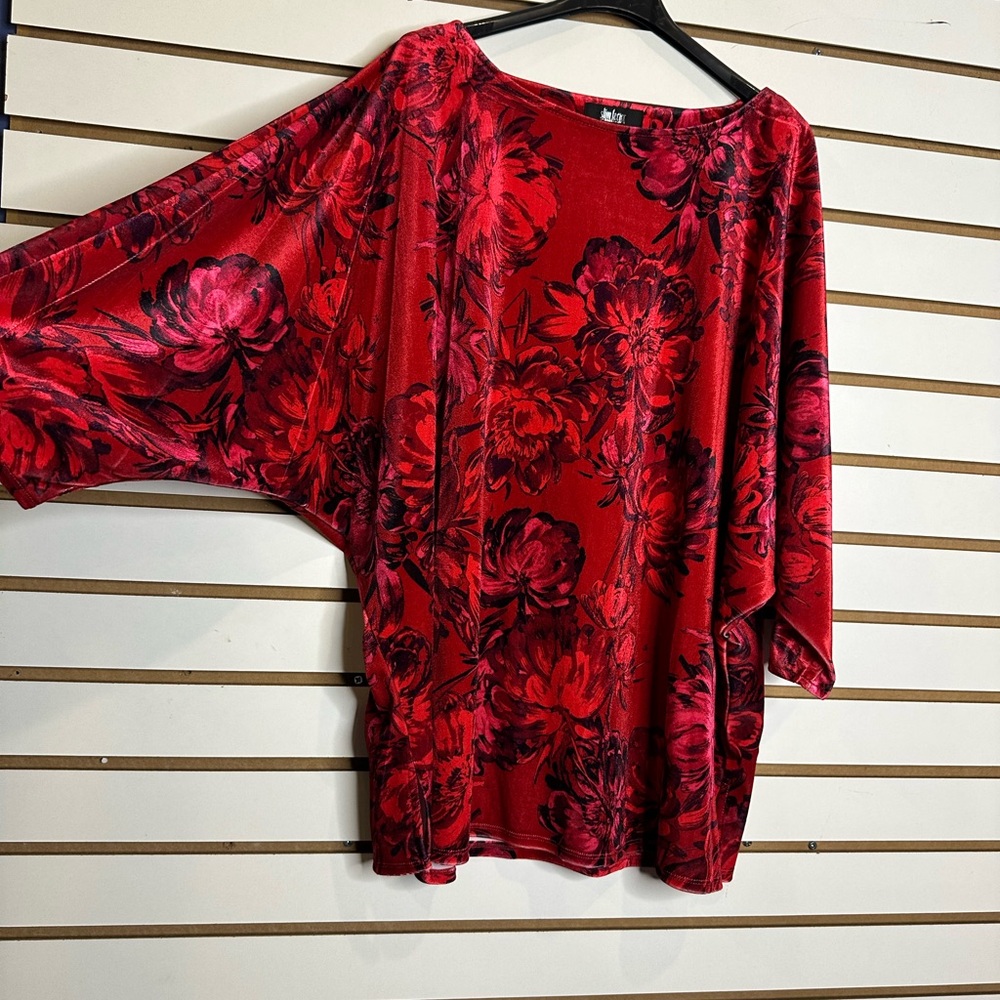 NWT “Velvety” Floral Print Dolan Sleeve Oversized Blouse - Picture 2 of 10